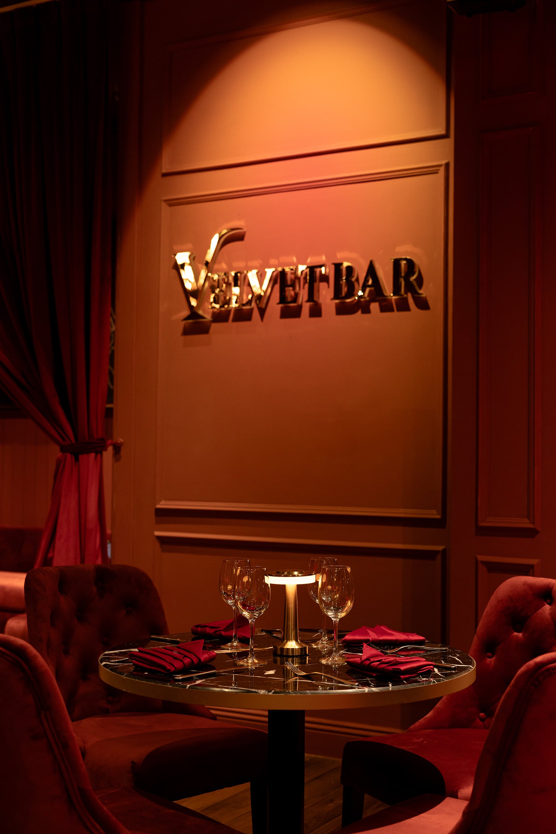 Velvet Bar